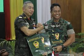 Kali ini mari kita lihat perkiraan perbandingan kekuatan militer indonesia dengan musuh bebuyutan dalam sea games yakni thailand. Tni Ad Dan Ad Thailand Tanda Tangan Pengaturan Kerja Sama Ke Empat Antara News
