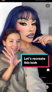 I think this avtually came out so good 😍 @evyxo_ love you queen🫶🏼  #blueeyebrows #creativelooks #recreatingmakeup