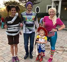 Diy Toy Story Slinky Dog Costume Ideas Tutorial Maskerix Com Toy Story Slinky Diy Dog Costumes Toy Story Costumes