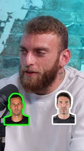 Think Handanovic is gonna file a restraining order on Di Gregorio after  this., 🎥 @cronache_di_spogliatoio