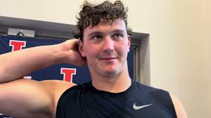 Training camp: Illinois tight end Henry Boyer