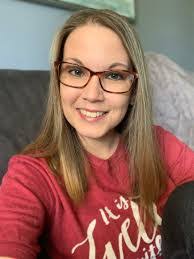 Courtney Ponder's Instagram, Twitter & Facebook