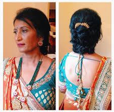 Mother Of The Bride Traditional Indian Wedding Mother Of The Bride Hair Indian Wedding Bridal Outfits Indian Wedding Hairstyles
