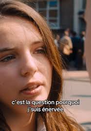 Mallory Malik Boite A Question Eyes Contact