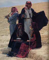 Folkcostume Embroidery Jean S Palestinian Bedouin Thobe In 2020 Arab Culture Arabian Women Saudi Arabia Culture