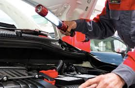 Greeting each customer and walking around their car before service. Service Advisors Are Not Trained To Handle Their Job Automacha