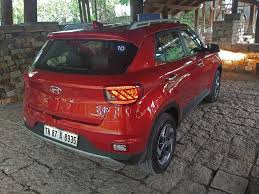 00:00 intro 01:44 room to boot! Gaadikey On Twitter Hyundai Venue Review Fiery Red Venue Hyundaivenue Review Https T Co Xxshu0gukf