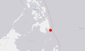 Davaoeños evacuate g mall during a 7.2 magnitude earthquake this morning. 8gynkath4em Dm