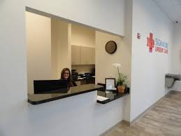 If you think you're experiencing a serious medical emergency an urgent care center is a convenient place to address a lot of different types of issues, ailments and conditions. Signature Urgent Care 120 2nd St S St Petersburg Fl Physicians Surgeons Emergency Service Mapquest