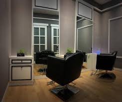 Quality, affordable women's hairstyles and men's haircuts from hairstyle ideas and product tips to the latest looks and hair trends, get the advice and information you need before heading to the salon. Jb S Award Winning Leading Hair Studio Scalp Care Specialist Style By Andy Chan Hair Salon