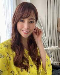 ボード 女性アナウンサー 女性キャスター のピン