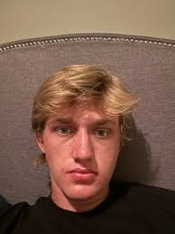 2022 Sigma Nu Pledges Flashcards