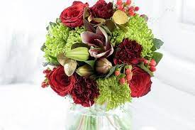 So, deck the halls with a christmas flower delivery and make the holiday merry and bright. Where To Order Christmas Flowers Online In The Uk And How To Get 40 Off Mirror Online