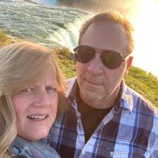 Jeep with 35" tires showing 0