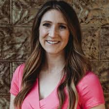 Amanda Schweich's Instagram, Twitter & Facebook