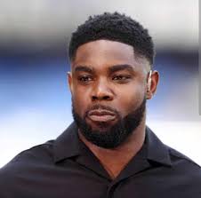 🗣️Micah Richards: “I was negotiating for a new contract. Liverpool, Man  Utd, Chelsea were all interested in signing me. The problem was, Man City  were offering me £5,000 a week less than