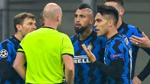 Jun 01, 2021 · inter milan's chilean midfielder arturo vidal is receiving hospital treatment after testing positive for coronavirus, his national team said monday. Arturo Vidal Sent Off For Two Bookings In 10 Seconds During Inter Milan Vs Real Madrid Eurosport