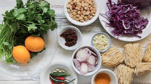 Finnish minä), but there is no consensus on how the hungarian word has developed to its present shape.at least four proposals have been advanced: æ–™ç†èª²å®¤ ä»€éº¼æ˜¯mise En Place