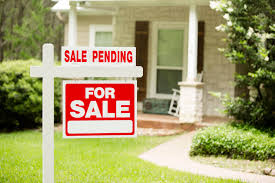 What Does Sale Pending Mean Don T Give Up On Your Dream Home Real Estate Terms Selling Your House Home Buying