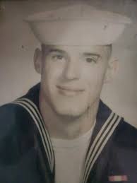 Clean old newspaper photo of war hero?