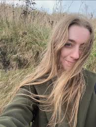 ⚠️ SCAM AESTHETICIAN JUST MOVED TO STIRLING⚠️ If anyone comes across an  aesthetician going by the name Lee-Ann (Leeann, or Leighann) McCabe (or  Duncan, or Campbell), trying to trade as Alba Beauty,