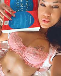 Ex Ufc And Onlyfans Star Pearl Gonzalez Shows Off Underboob In Bikini 70104  | Hot Sex Picture