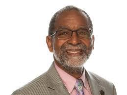 Lona Mason's Instagram, Twitter & Facebook