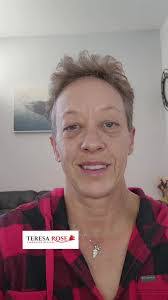 Teresa Ellis's Instagram, Twitter & Facebook