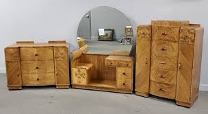 It is the place where you can be yourself and express yourself. Art Deco Burl Walnut 3 Piece Bedroom Suite Sold At Auction On 8th January Bidsquare