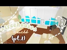 Aesthetic Tree House Speed Build Part 1 Roblox Adopt Me Jenn N Youtube Unique House Design Tree House Bedroom Building A Treehouse