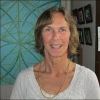 Heather Kralik's Instagram, Twitter & Facebook