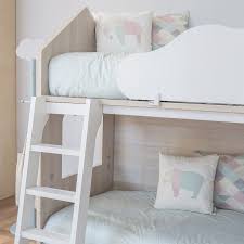 We help people focus on what matters. Casita Litera Kenay Home