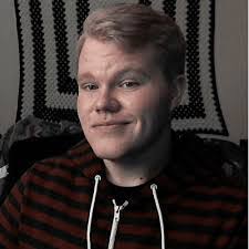 Trevor Leach's Instagram, Twitter & Facebook