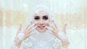 We would like to show you a description here but the site won't allow us. Anggun Bersahaja Ini 5 Desain Henna Tangan Yang Direkomendasikan Untuk Pengantin Muslimah