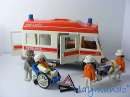 Playmobil Ambulancia Emergencias Y Personajes Ref 3456 Ano 1990 Segunda Version Http Www Playmundo Es Playmobil Ambulancia Emergencias Y Personaj Kindertijd