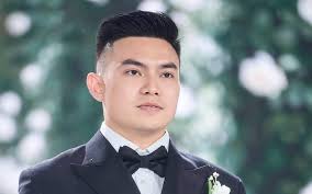 Tin nhắn Viết Vương gửi lúc 4h20p sáng