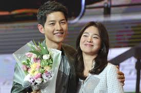 Sistar's bora said she likes plain guys like him. Cerai Song Joong Ki Hancurkan Tempat Tinggalnya Bersama Song Hye Kyo