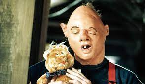 It fits well, but only one eye can see through the mask when it's not getting i actually wore my mask for pictures in front of the goonies house in astoria. The Tragic Real Life Of Sloth From The Goonies Yahoo Movies Uk
