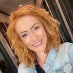 Liza Sloan's Instagram, Twitter & Facebook