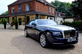 Not recommended, and lacking attributes a car buyer would come to expect for the price. Rolls Royce Dawn Blue
