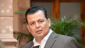 Iluminan Queréndaro con arreglos navideños