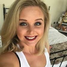 Shelly Burke's Instagram, Twitter & Facebook