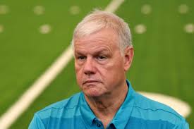 Giants bring back Pat Flaherty to help struggling O-line