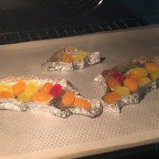 Pommes Chocolatees Mickey Et Minnie La Recette En Video Par Chefclub En 2020 Gateau D Halloween Recette Gateau Dragon