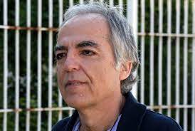 Σε απεργία πείνας προχωρά από σήμερα ο αρχιεκτελεστής της «17 νοέμβρη». Apergia Peinas Koyfontina Anendoth Kybernhsh Sfodrh Sygkroysh Me Syriza Vid Newmoney