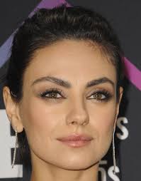 Mila kunis pics mila kunis style hottest pic hottest photos beautiful celebrities beautiful actresses prettiest actresses beautiful women. Does Mila Kunis Have Different Colored Eyes Heterochromia Condition