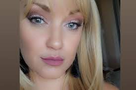 Sally Perez's Instagram, Twitter & Facebook