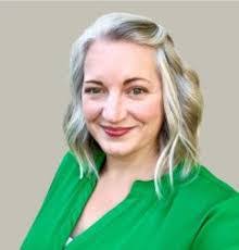 Mandi Steele's Instagram, Twitter & Facebook