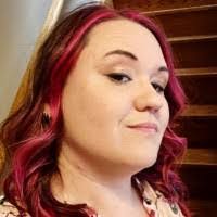 Sarah Boyle's Instagram, Twitter & Facebook