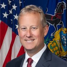 Rep. Mindy Fee and I were pleased to host Judge Nancy G. Hamill and her  husband Jim to our State Capitol today. Judge Hamill recently retired after  42 of service as a